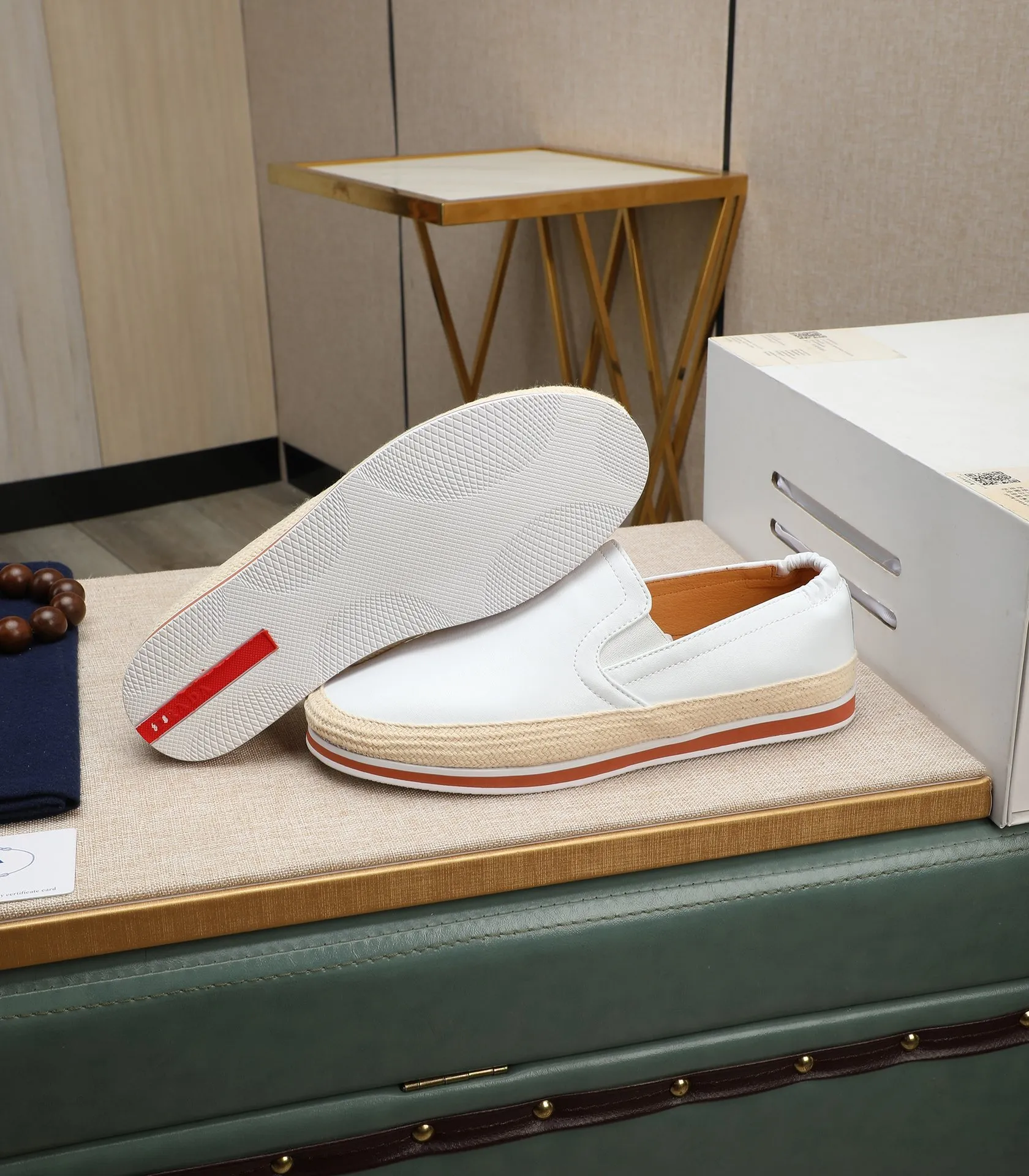 Men's men's shoes💰440🌹🌹[PRADA—Prada] 2024 latest model🙈original replica! 👟👟👟The uppers are made of top-notch workmanship from Italy🇮🇹Imported calfskin❗️Genuine leather lining@Suitable for travel, the original version has an enlarged engraved sole, making it suitable for all kinds of travel, showing low-key luxury. Let quality speak for itself. Color: Size: 38-44